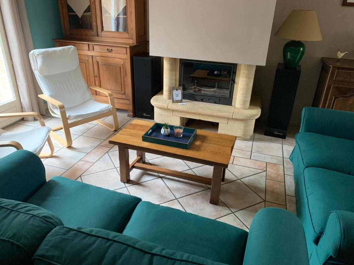 La Maison Des Palombes Hébergement de vacances Francheville (Rhone)